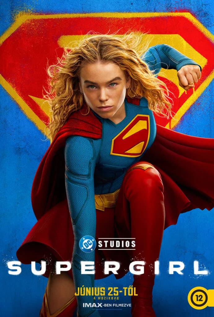 A Supergirl című film magyar posztere, rajta Milly Alcock ausztrál színésznővel